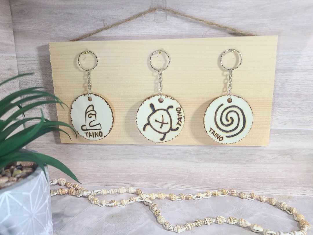Keychains with Taino art